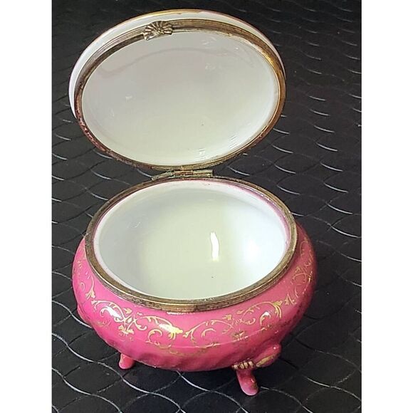 Vintage Limoges Porcelain Footed Trinket Box - Picture 5 of 8